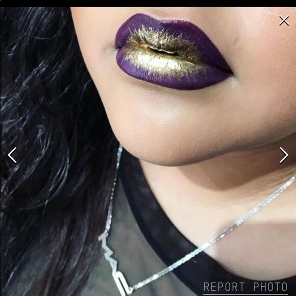 Mac Satin Lipstick CYBER - Picture 3 of 6